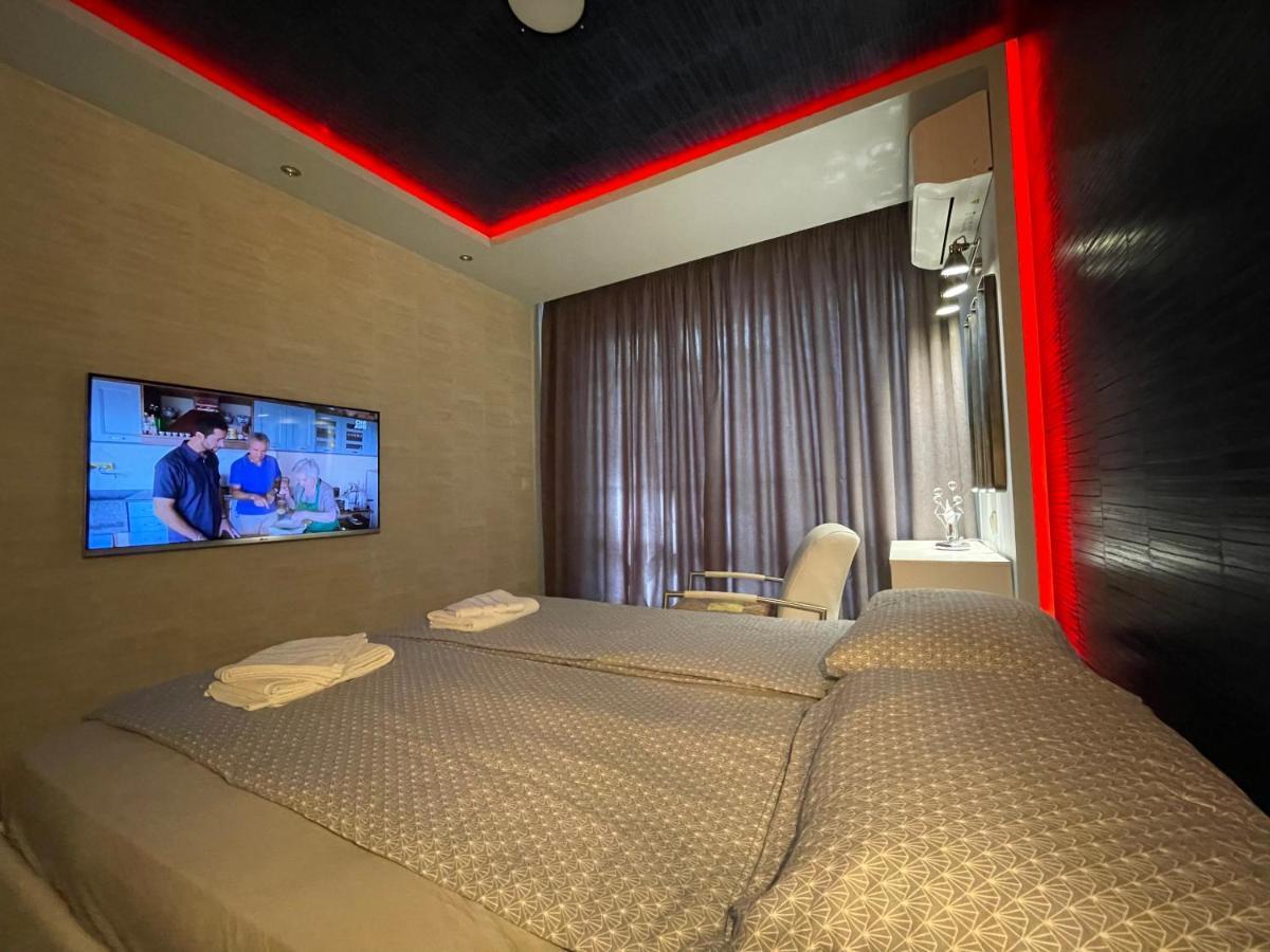 Luxury Apartments In Top City Center Varna 1 외부 사진